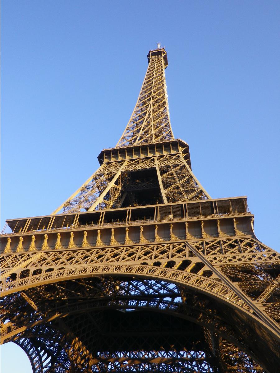 Eiffel Tower08